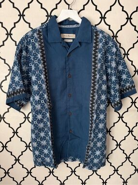 Tommy Bahama Medium